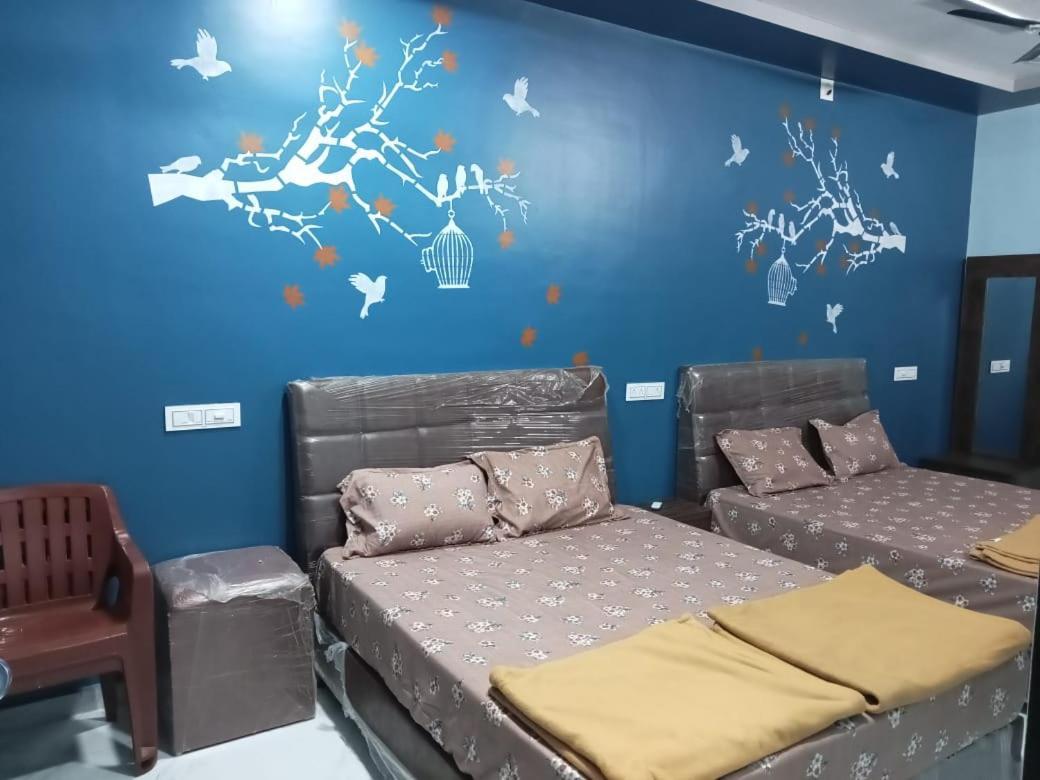 Honest Deluxe Room Garudeshwar Esterno foto